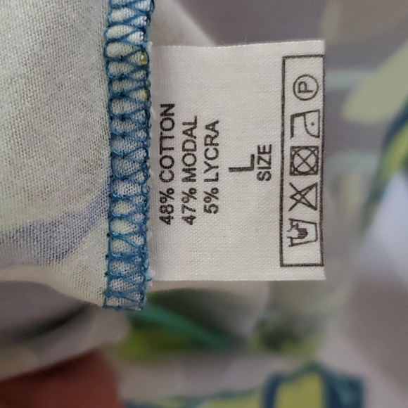 Mansted ** like new Beautiful floral skirt - Picture 3 of 7